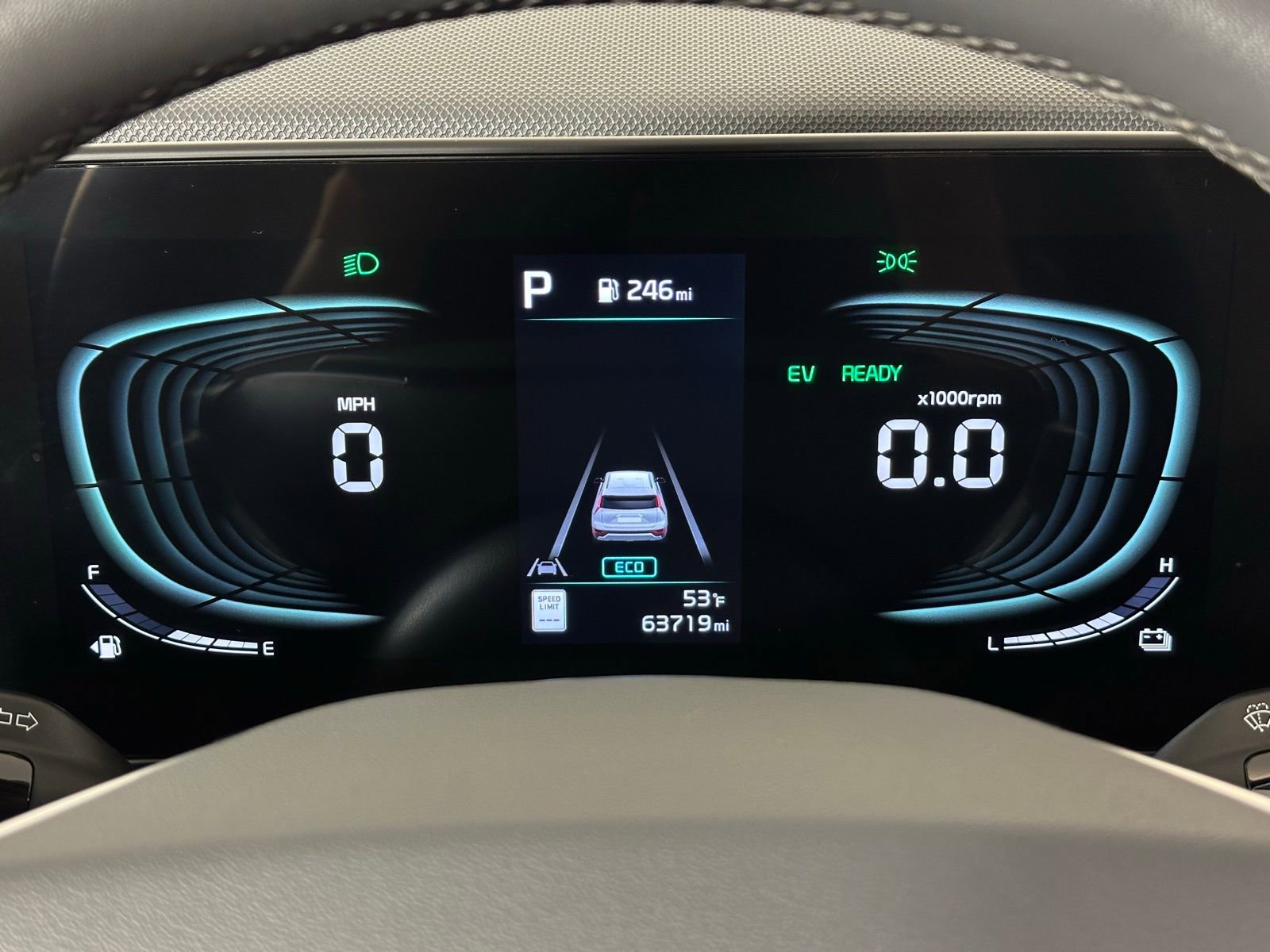 Used 2023 Kia Niro EX Touring image 11