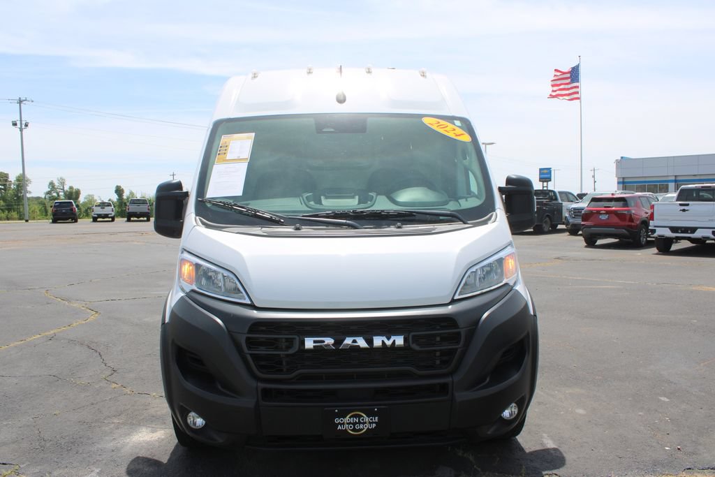 Used 2024 RAM ProMaster 2500 w/ Convenience Group FWD image 3