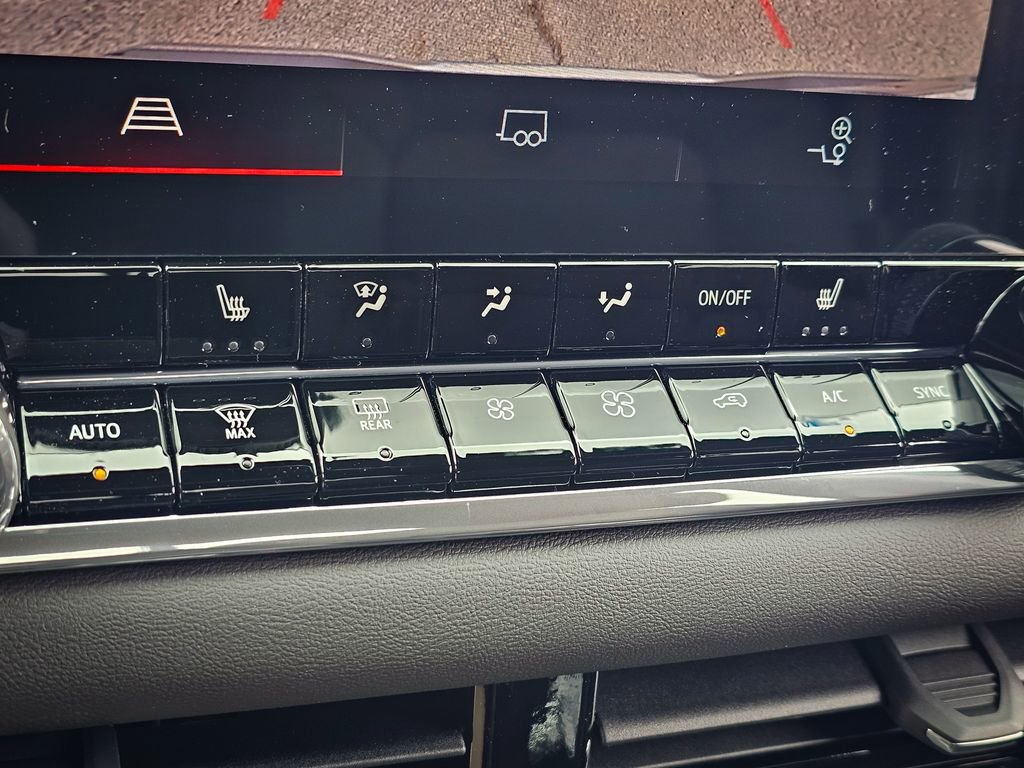 New 2026 GMC Canyon Elevation image 25