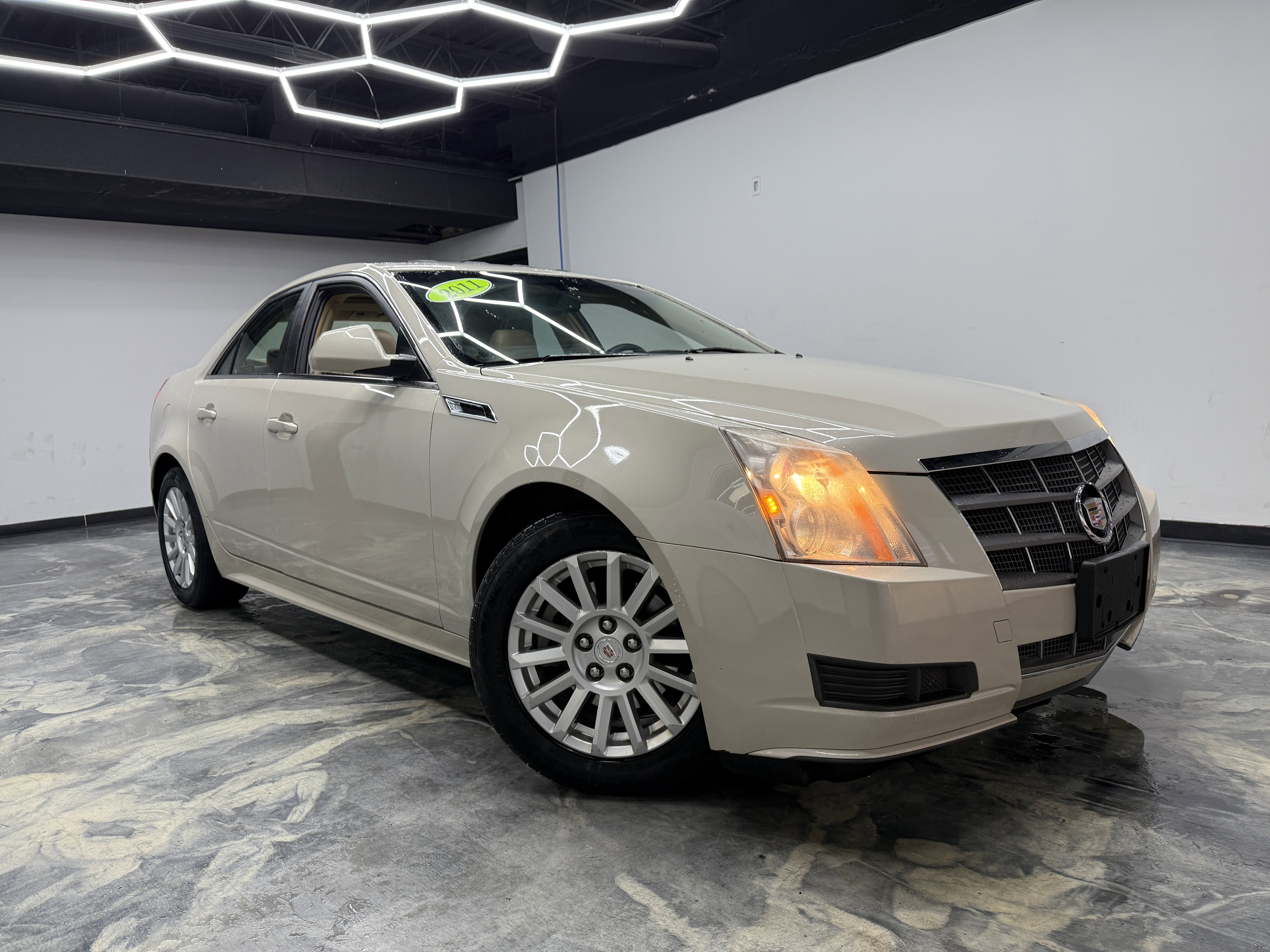 Used 2011 Cadillac CTS Luxury image 6