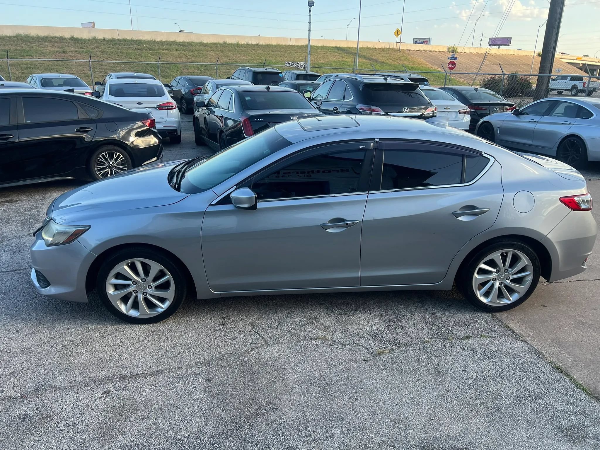 Used 2018 Acura ILX FWD image 8