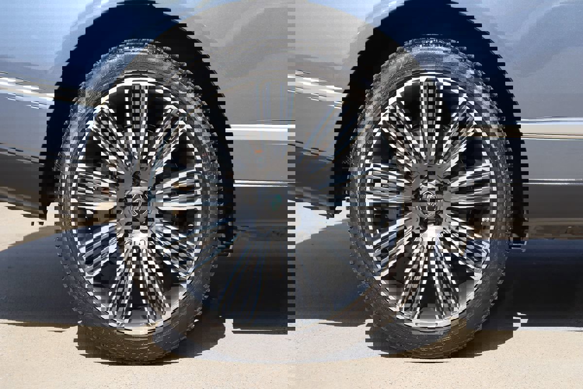 Used 2021 Land Rover Range Rover P525 Westminster Edition LWB image 68