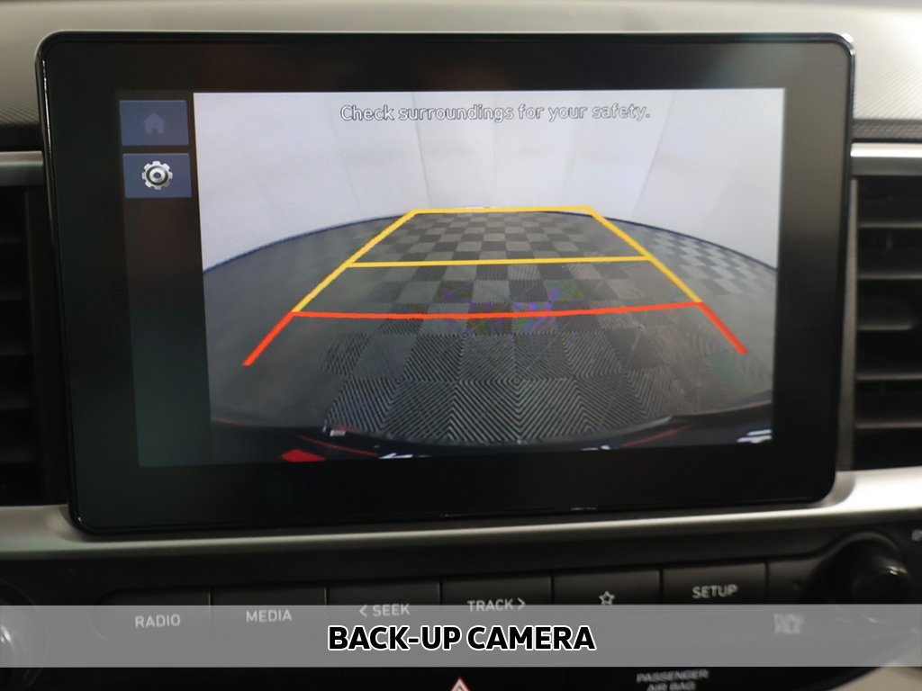 Used 2023 Hyundai Venue SEL image 5