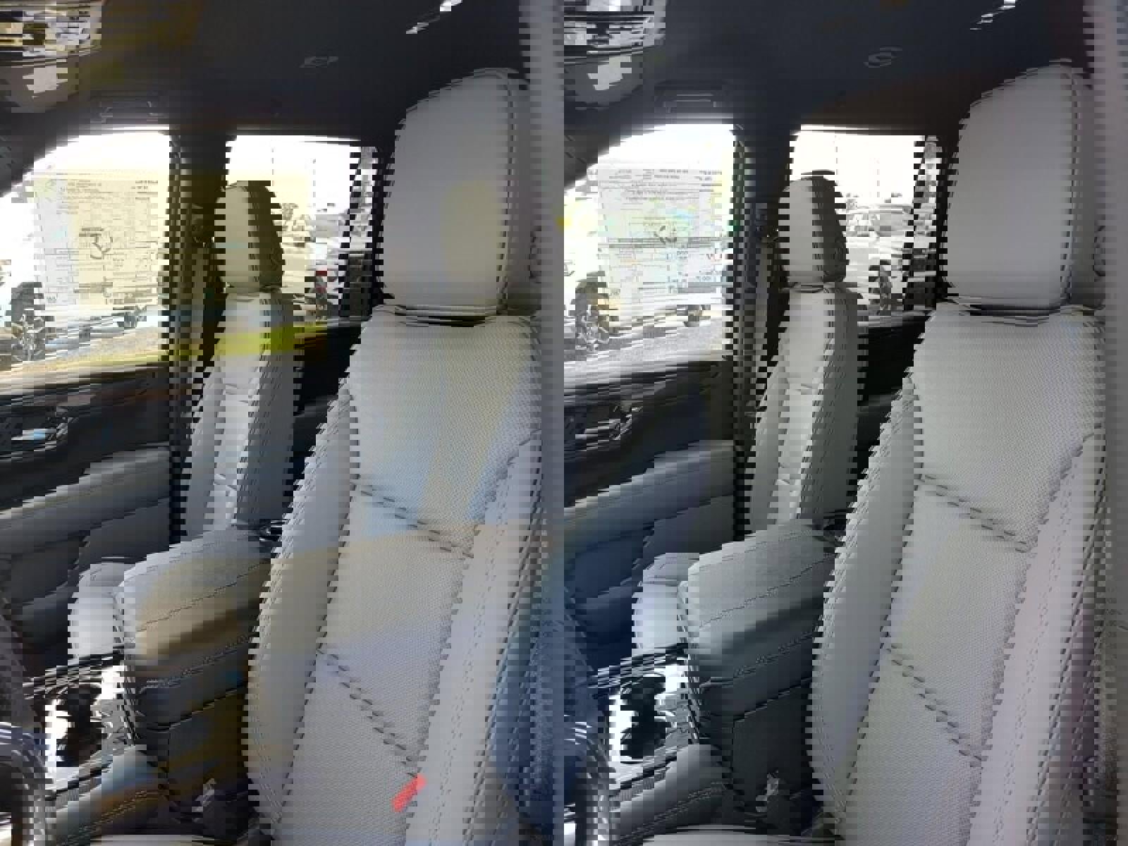 New 2026 GMC Yukon XL Elevation image 13