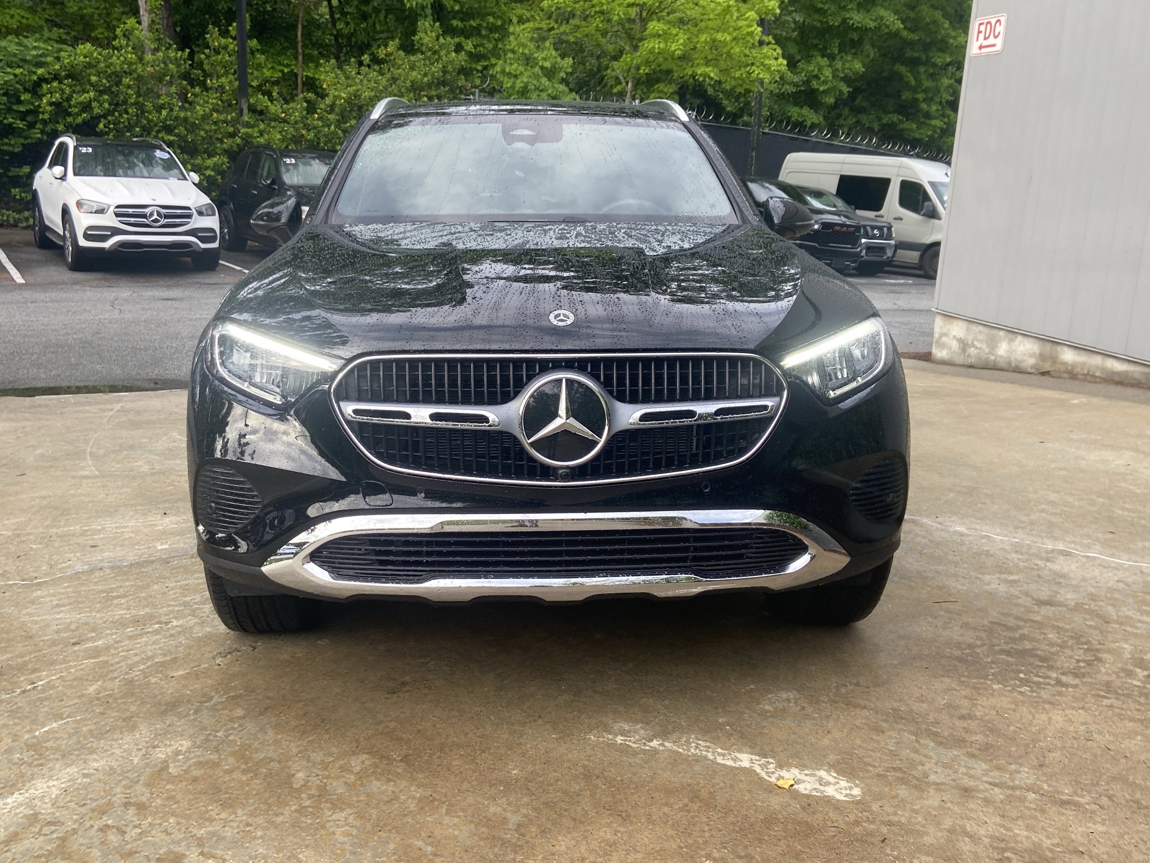 Certified 2025 Mercedes-Benz GLC 300 image 3