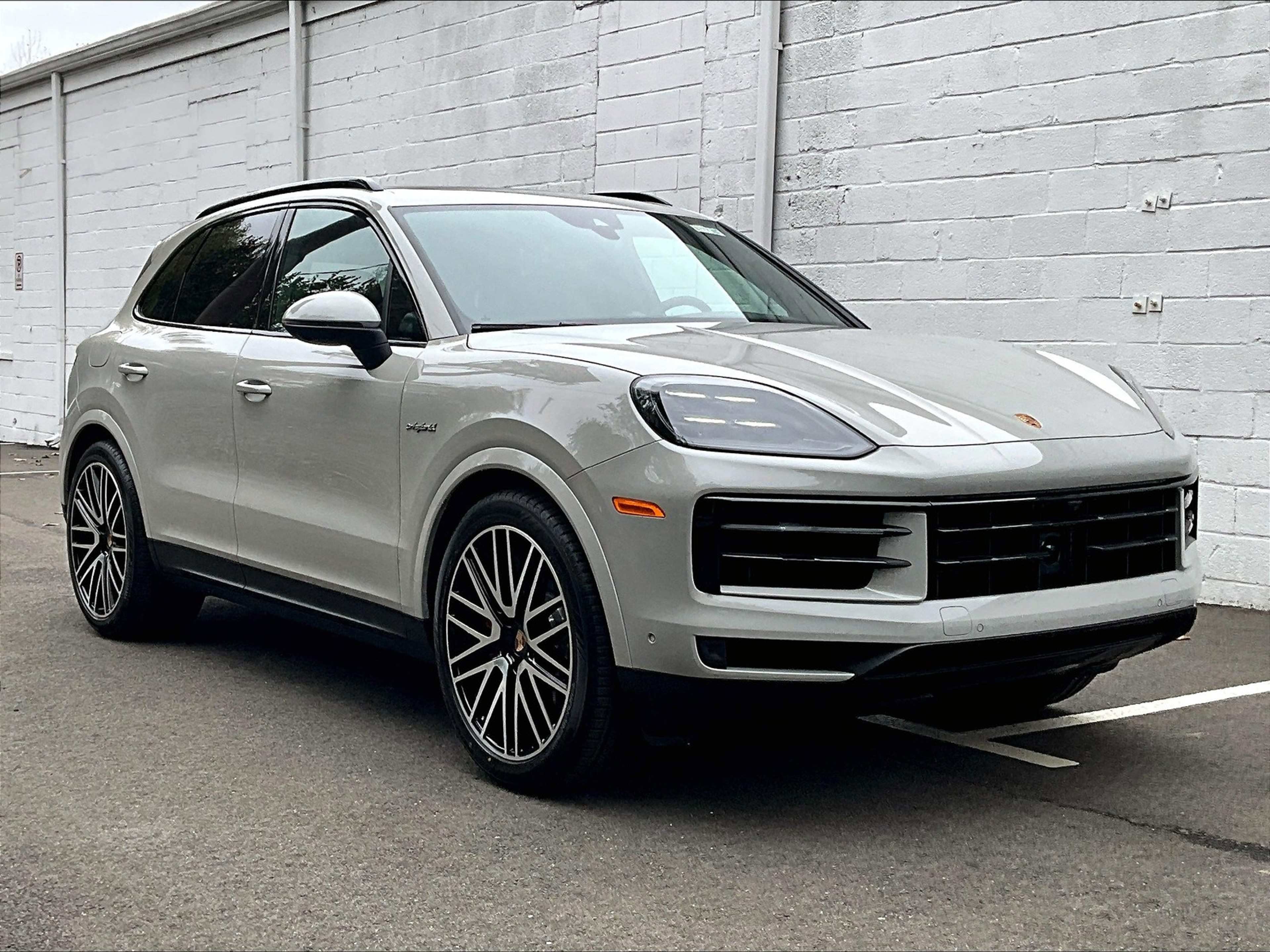 New 2026 Porsche Cayenne S image 7