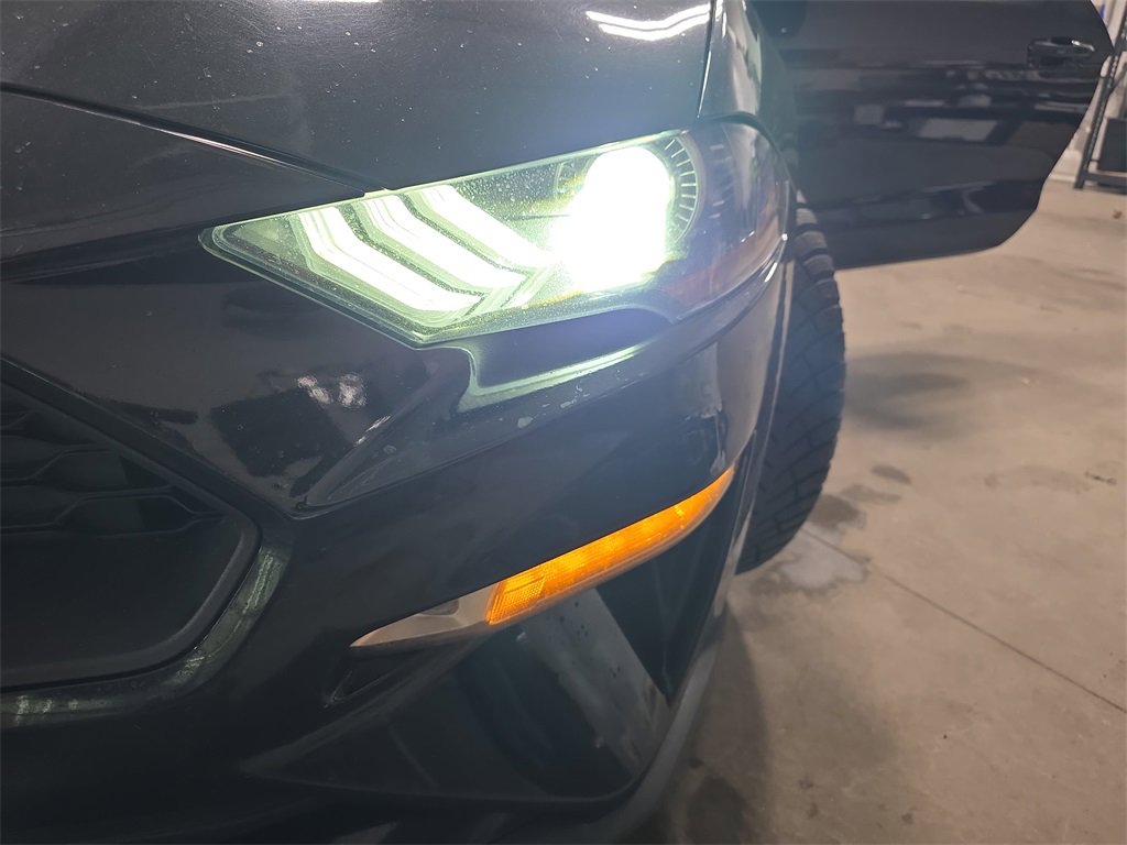 Used 2021 Ford Mustang Premium image 31