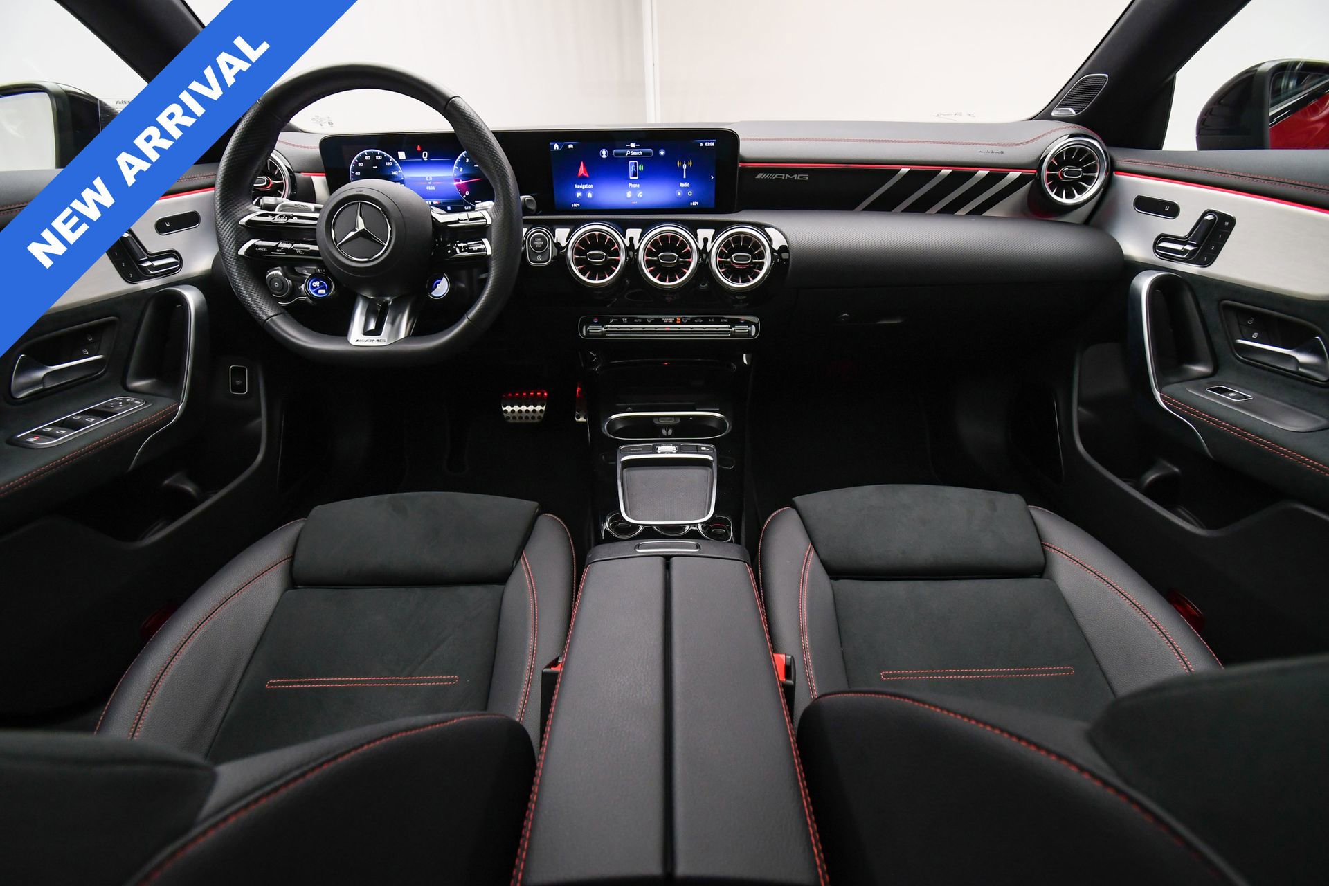 Used 2025 Mercedes-Benz CLA 35 AMG 4MATIC image 12