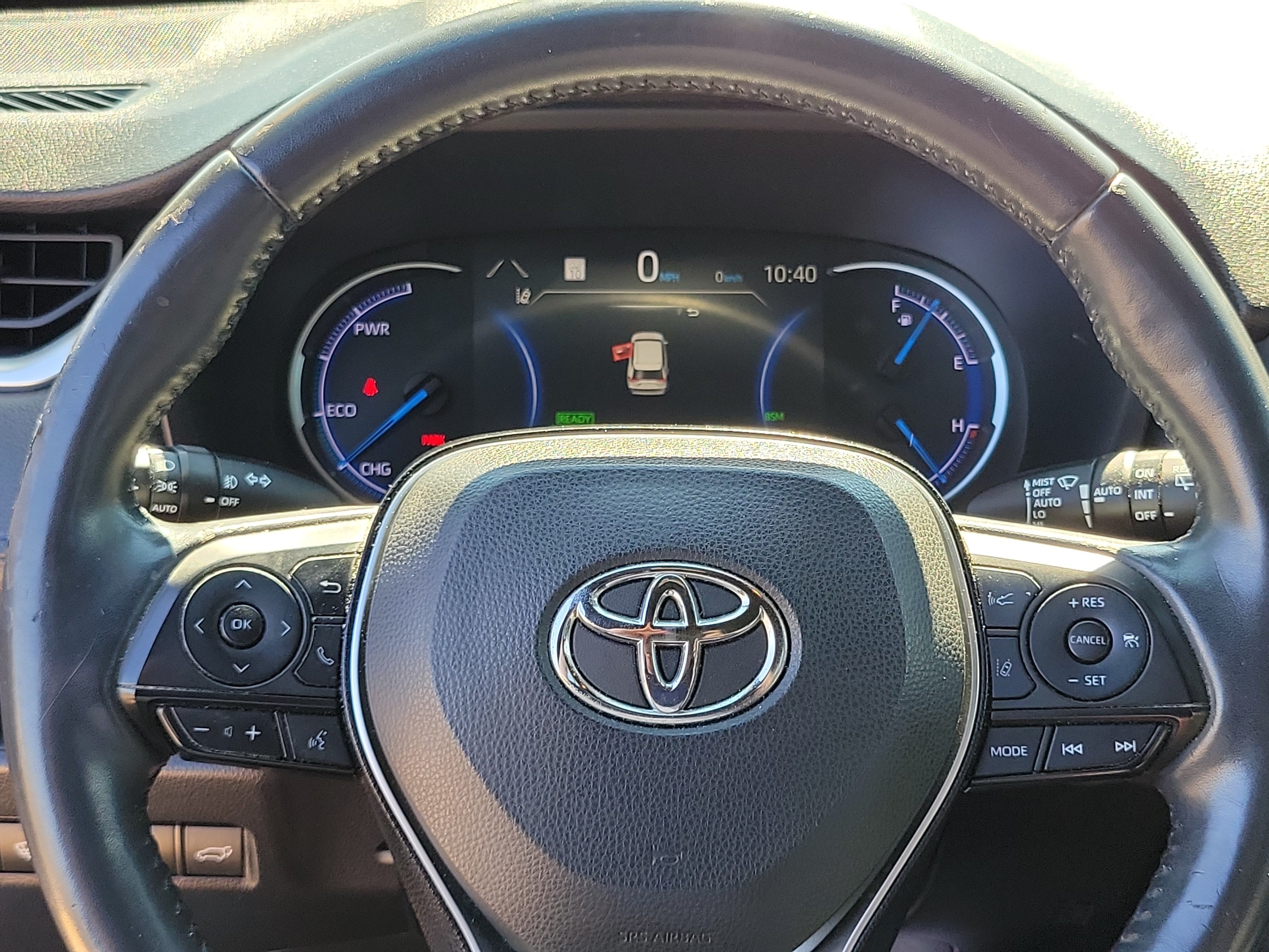 Used 2020 Toyota RAV4 XSE w/ XSE Grade Weather Package AWD/4WD image 11