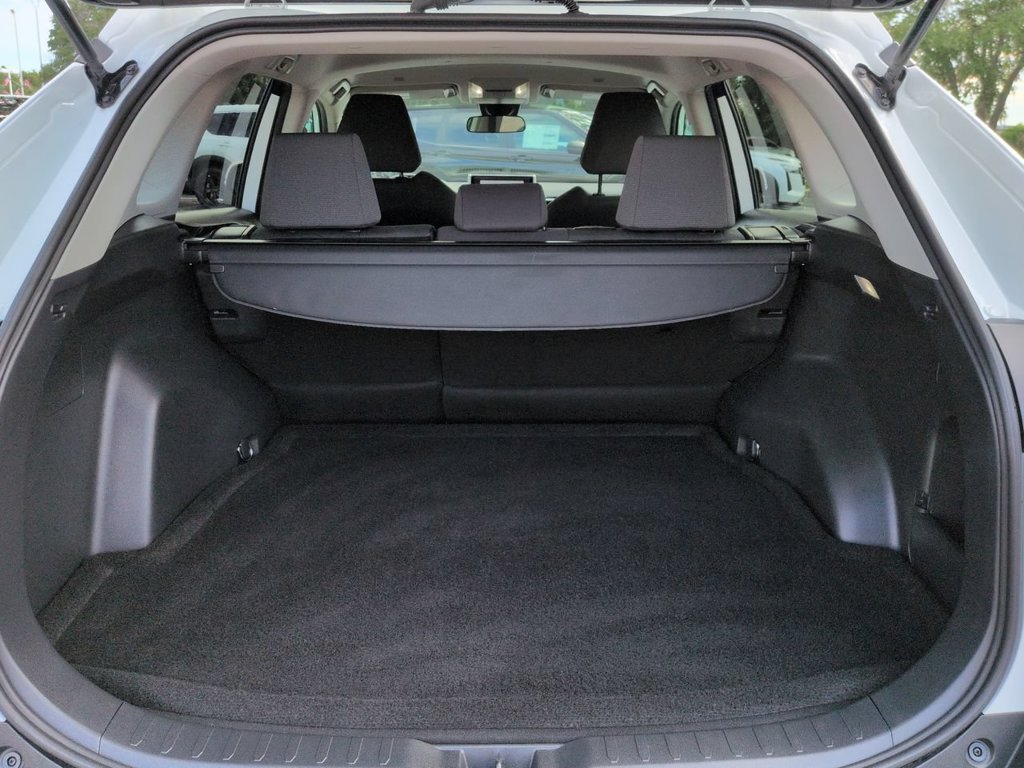 Used 2024 Toyota RAV4 XLE FWD image 13