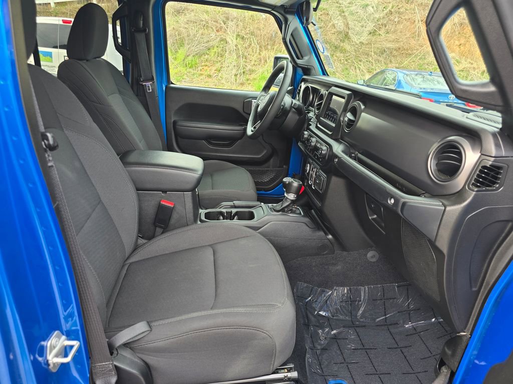 Used 2023 Jeep Gladiator Sport image 27