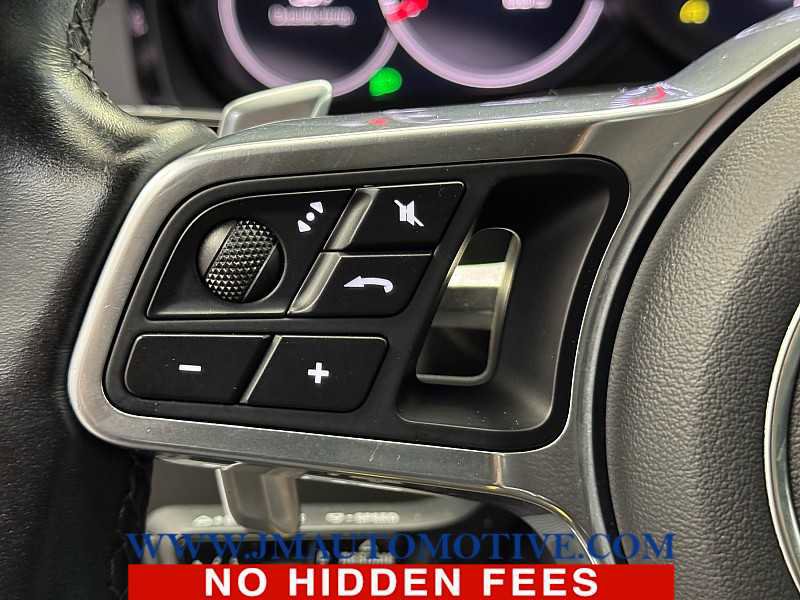 Used 2021 Porsche Cayenne image 41