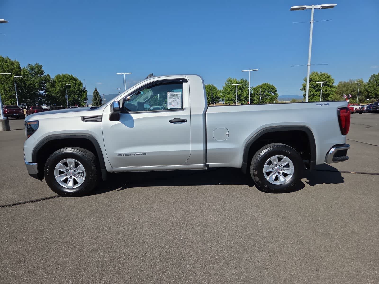 Used 2022 GMC Sierra 1500 Pro w/ Convenience Package AWD/4WD image 11