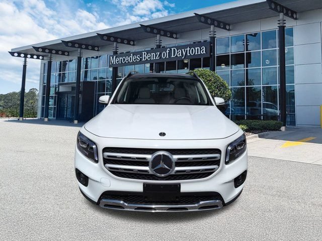 Used 2021 Mercedes-Benz GLB 250 4MATIC image 9
