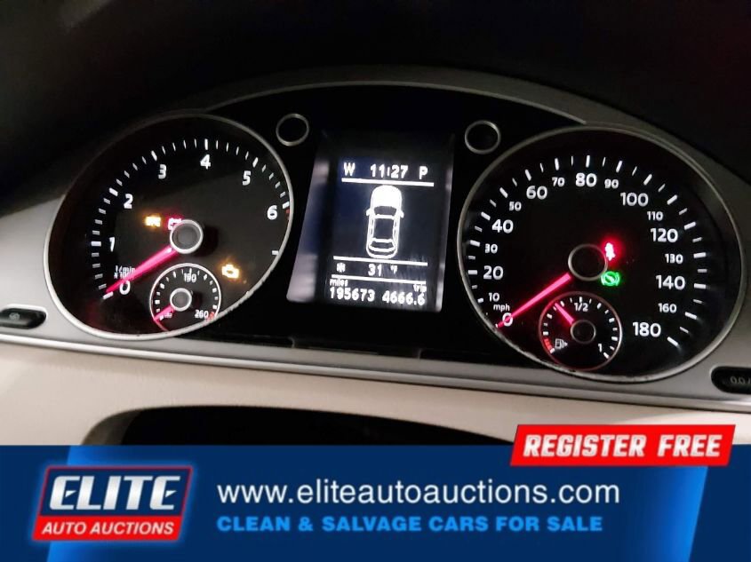 Used 2012 Volkswagen CC Sport image 11