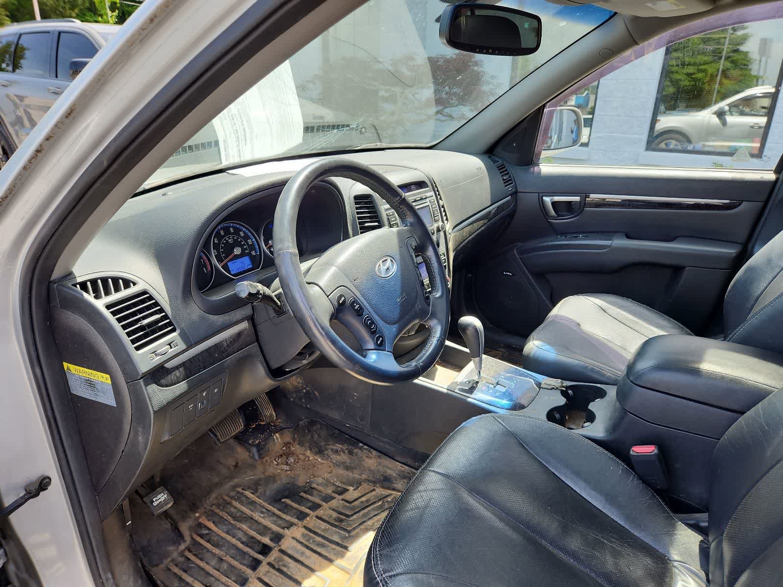 Used 2009 Hyundai Santa Fe Limited FWD image 13