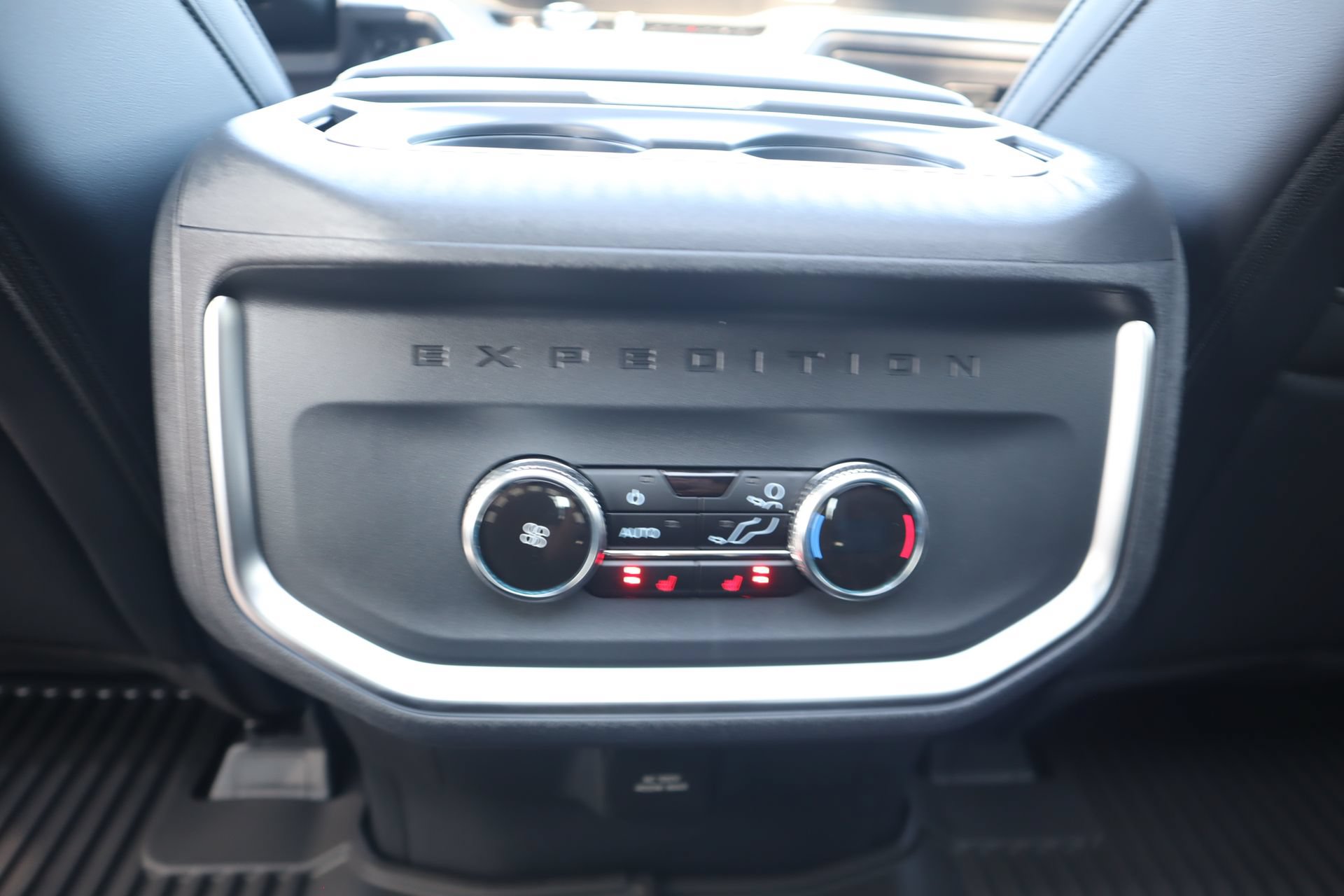New 2027 Ford Expedition Tremor AWD/4WD image 17