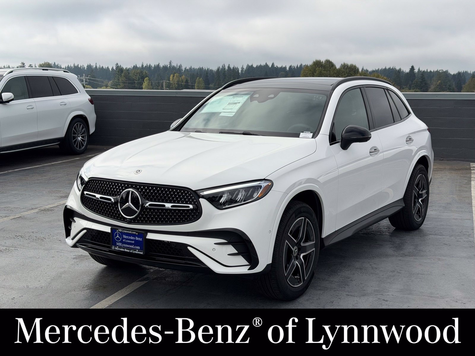 New 2027 Mercedes-Benz GLC 300 4MATIC image 1