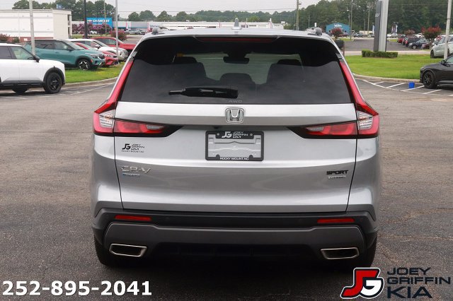 Used 2024 Honda CR-V Sport Touring image 6