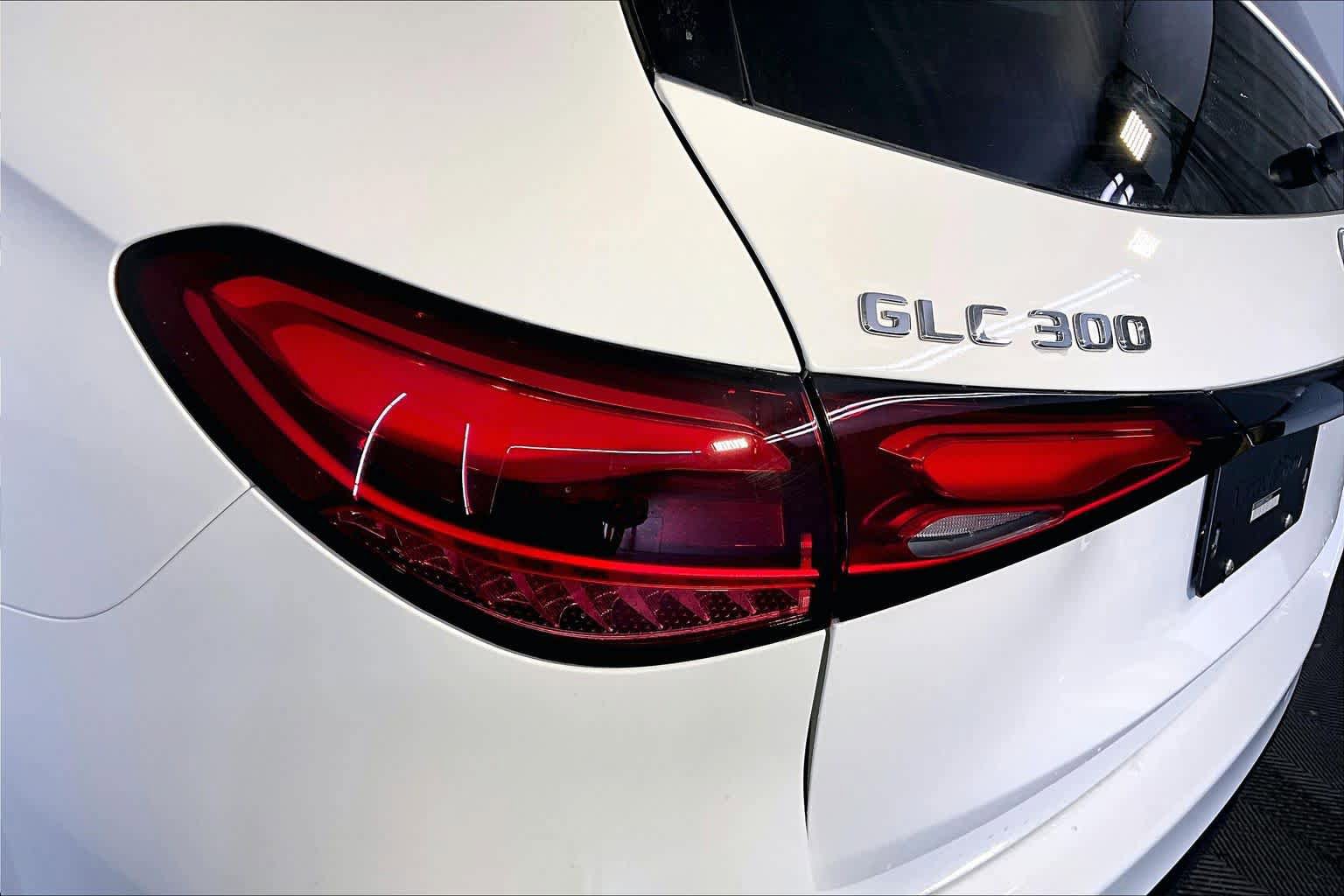New 2026 Mercedes-Benz GLC 300 4MATIC image 5