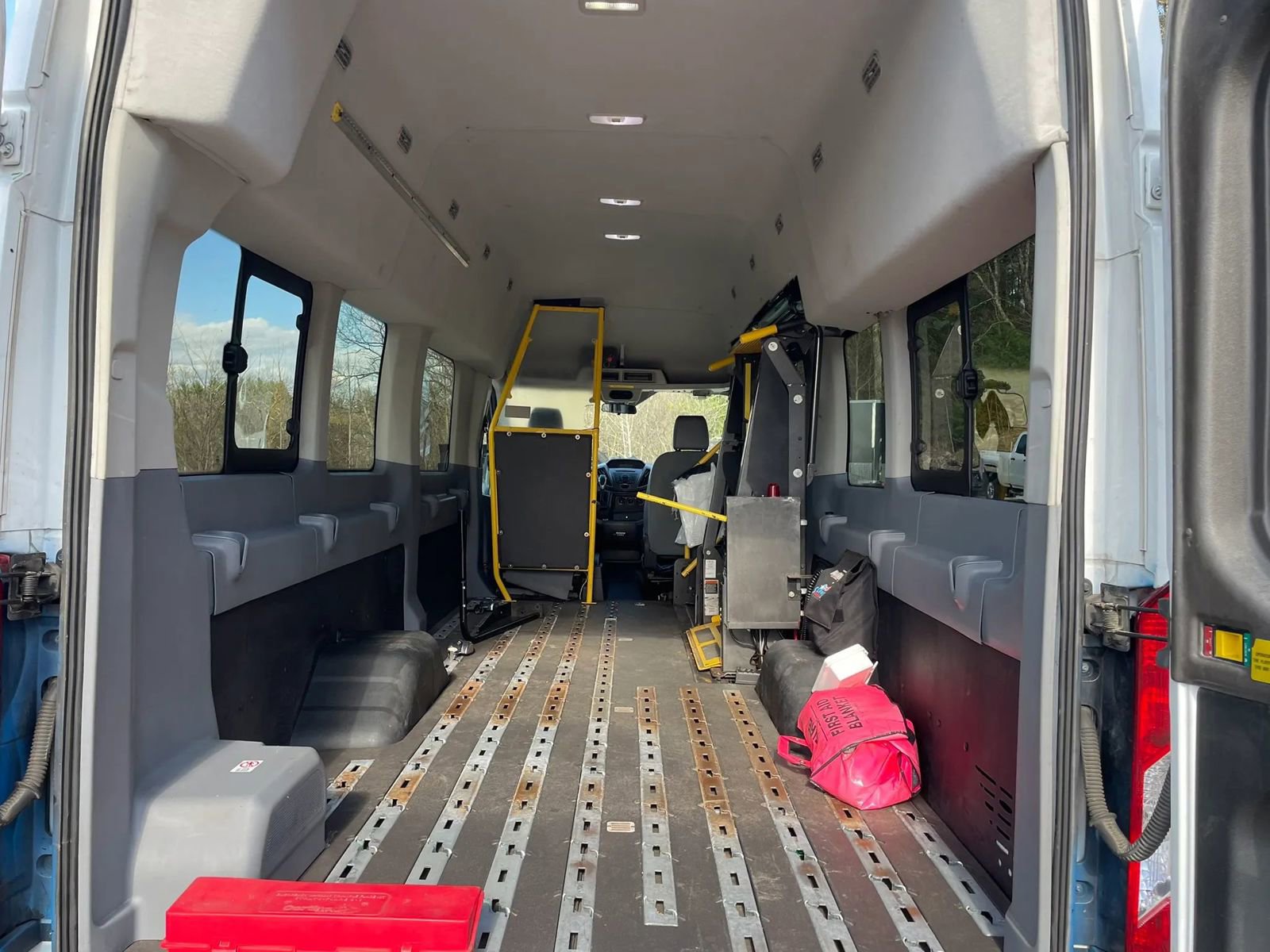 Used 2019 Ford Transit 350 XL RWD image 10