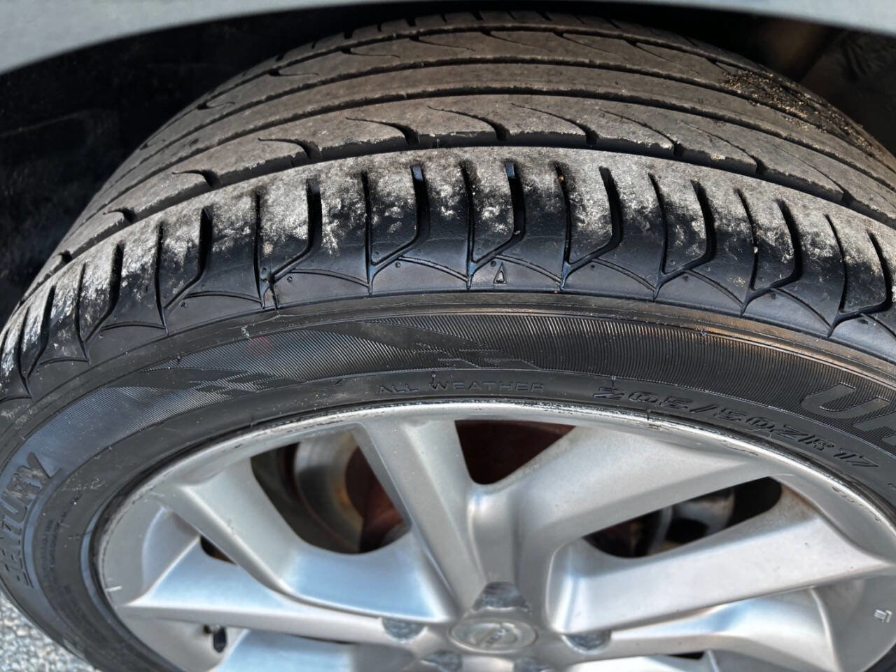 Used 2015 Nissan Sentra SR image 34