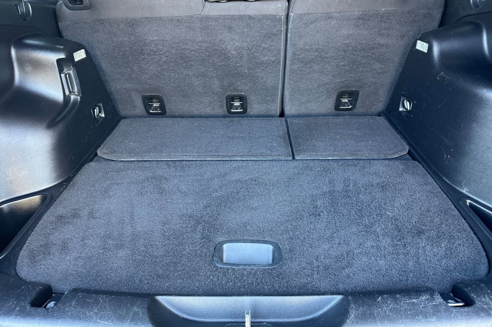 Used 2016 Jeep Cherokee Latitude FWD image 15
