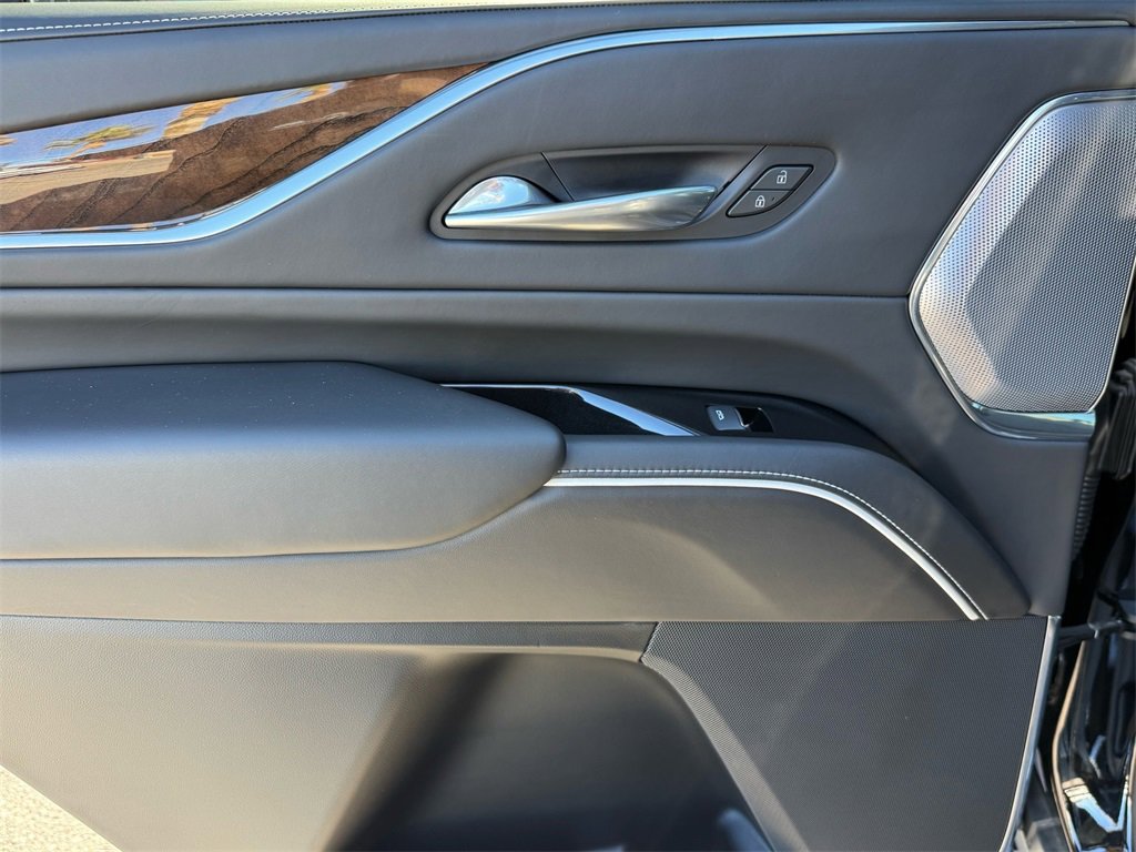 Used 2021 Cadillac Escalade Premium Luxury Platinum image 50