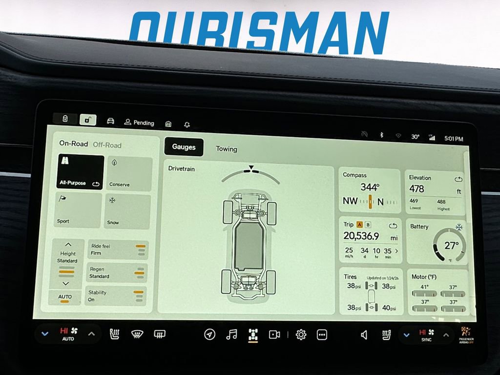 Used 2024 Rivian R1S Adventure image 14