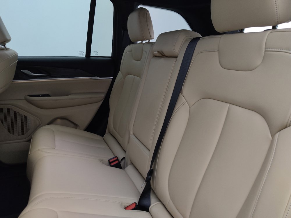 Used 2023 Jeep Grand Cherokee Limited RWD image 18