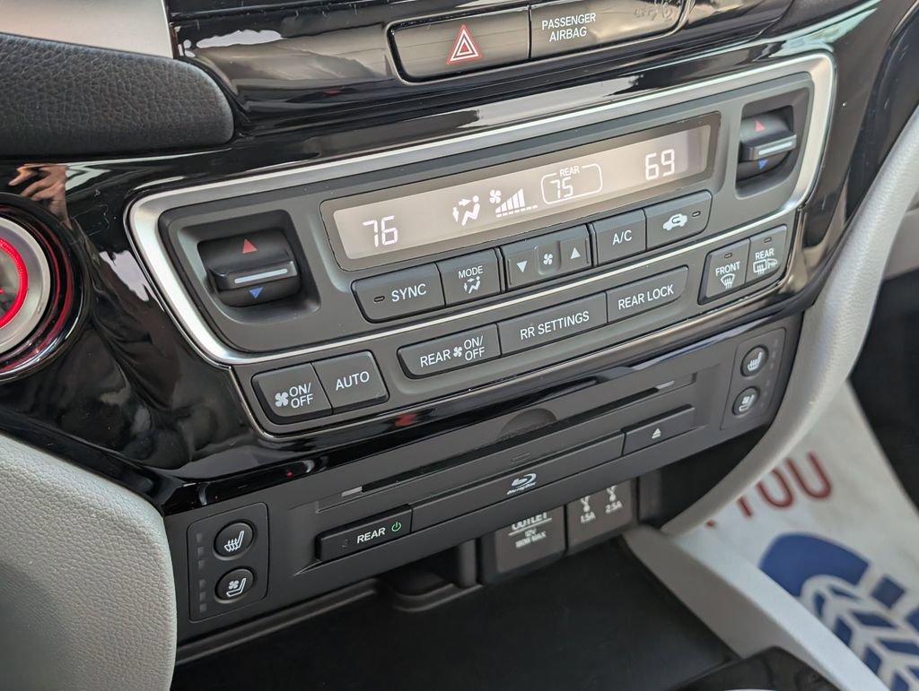 Used 2016 Honda Pilot Elite image 18