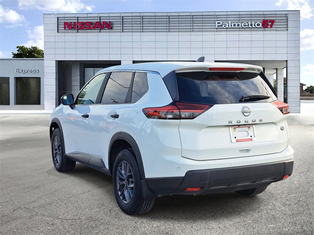 Certified 2025 Nissan Rogue S image 4