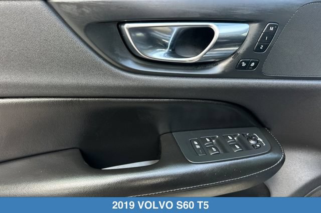 Used 2019 Volvo S60 T5 Momentum w/ Premium Package FWD image 12