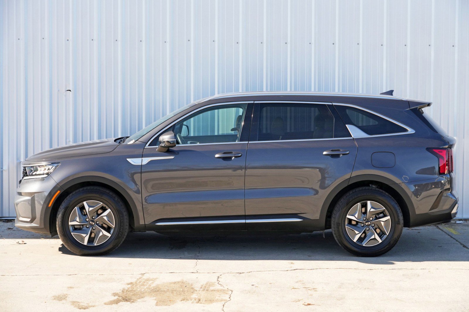 Used 2021 Kia Sorento S image 44
