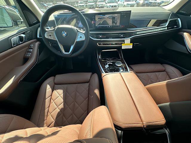 New 2026 BMW X7 xDrive40i image 7