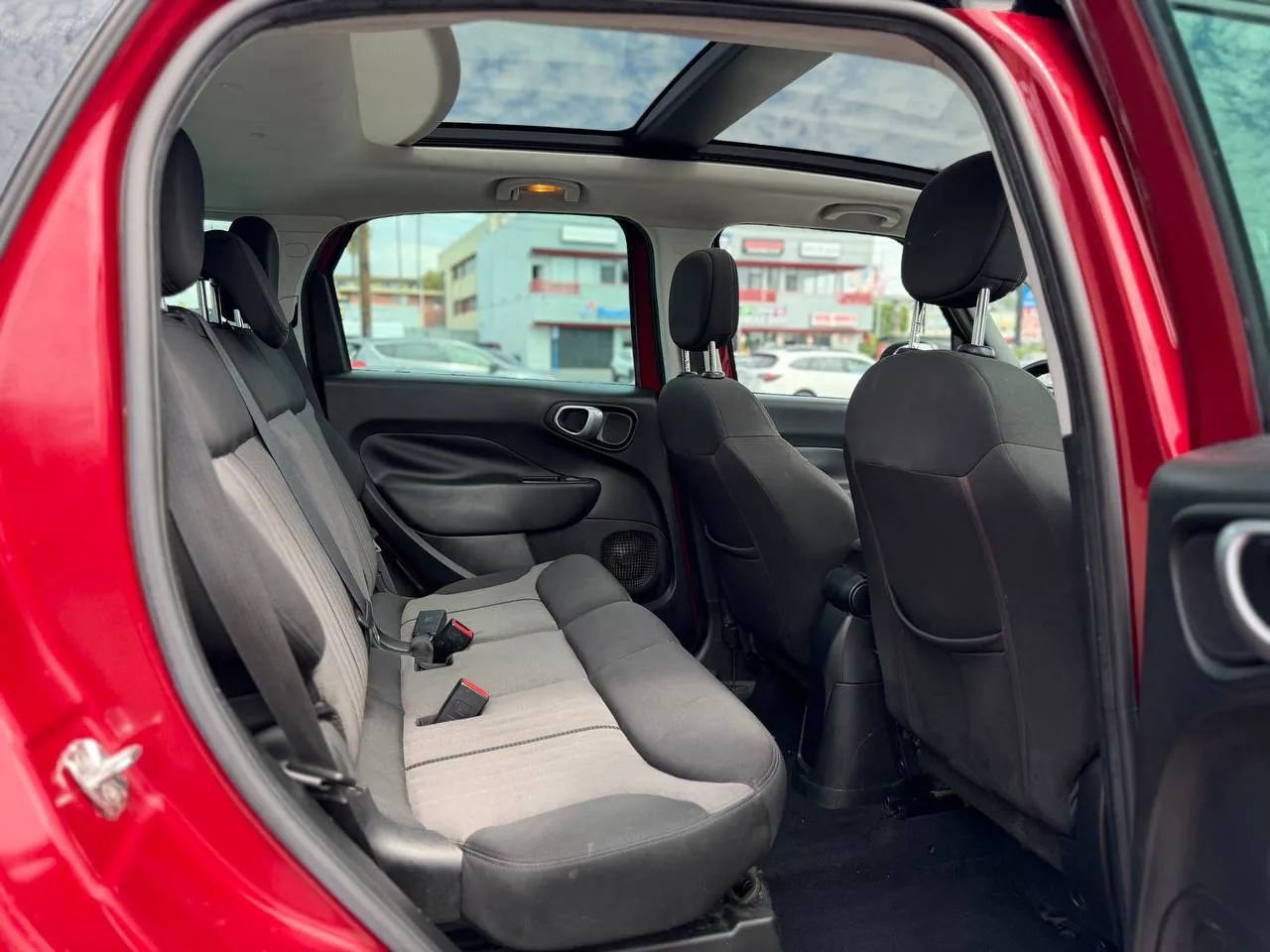 Used 2016 FIAT 500L Trekking FWD image 30