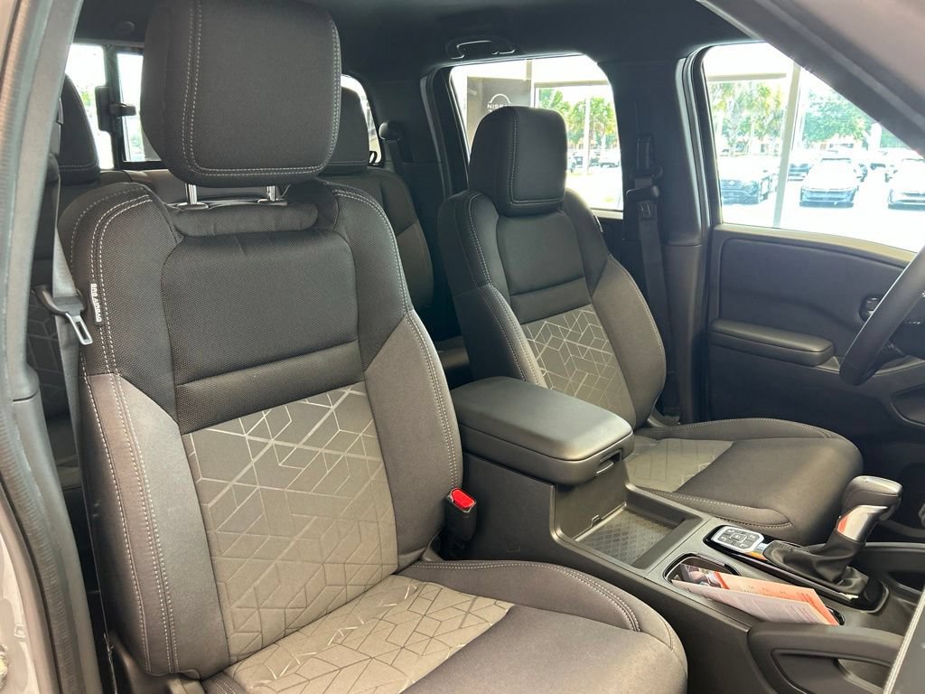 New 2026 Nissan Frontier SV AWD/4WD image 39