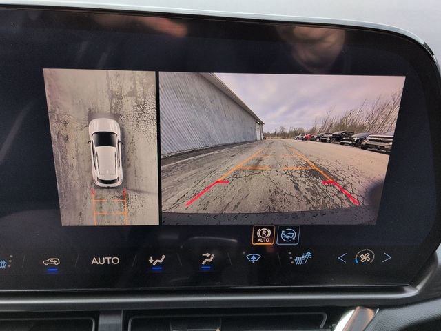 New 2026 Chevrolet Equinox EV LT w/ Comfort Package FWD image 16