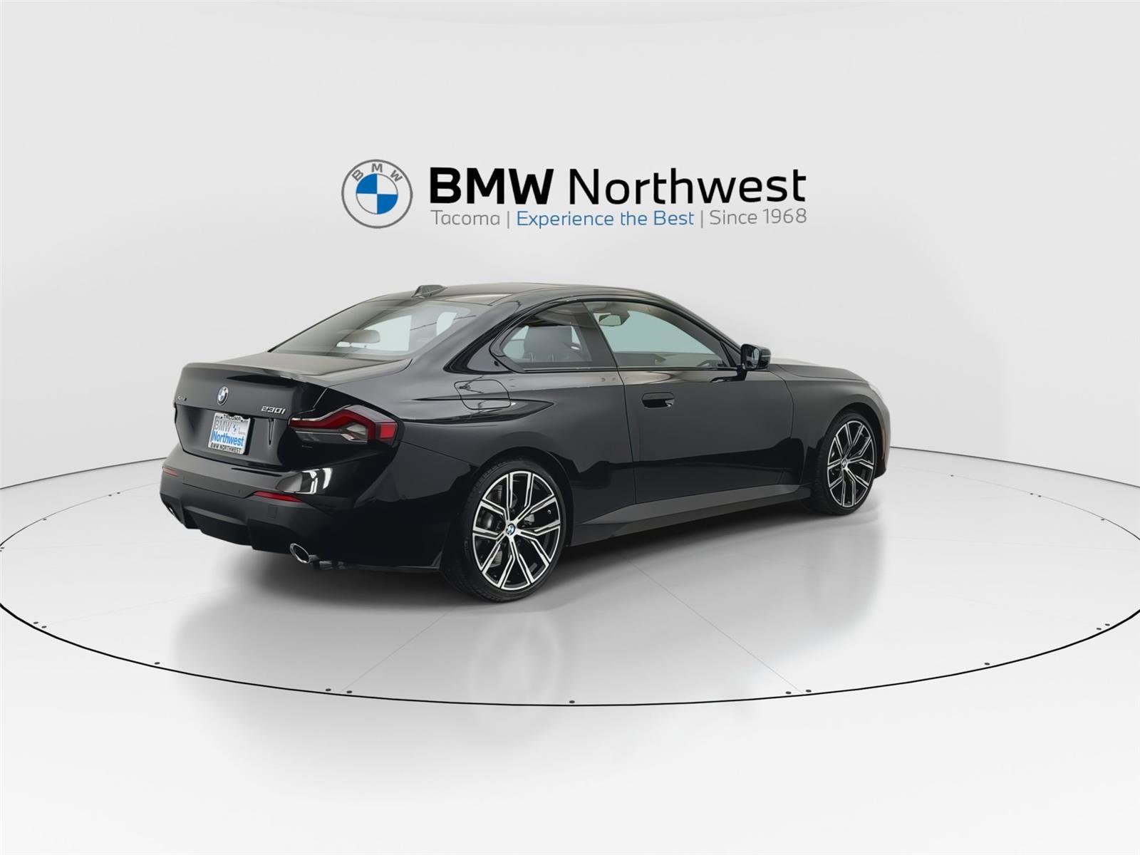 Used 2024 BMW 230i xDrive Coupe w/ Convenience Package AWD/4WD image 3