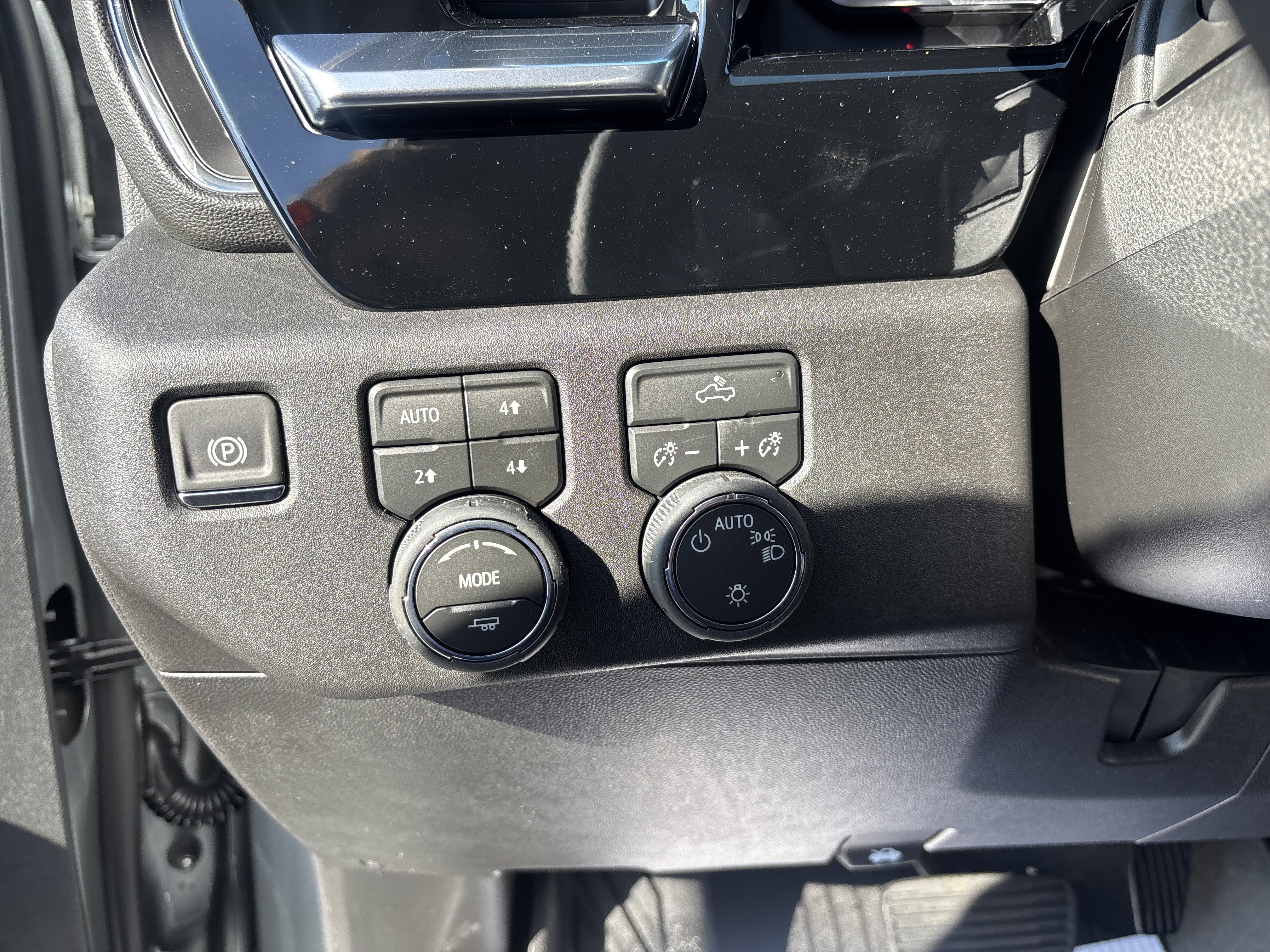 New 2026 Chevrolet Silverado 1500 LT image 16