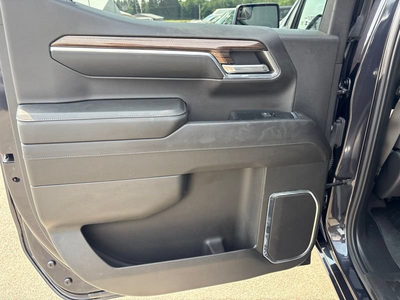 Used 2024 Chevrolet Silverado 1500 LT AWD/4WD image 12