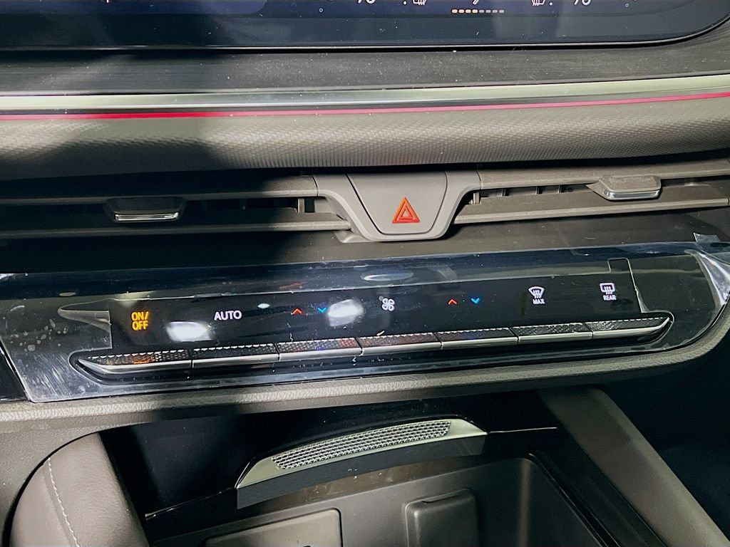 New 2026 Buick Envision Preferred AWD/4WD image 13