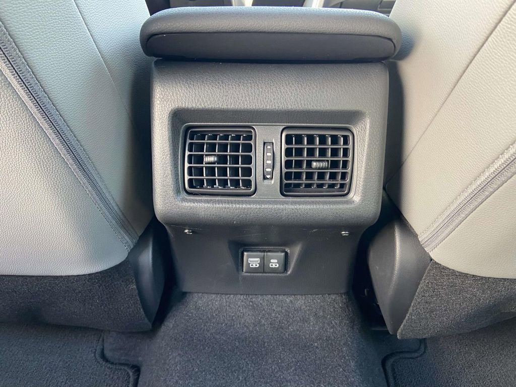 Used 2025 Toyota Camry SE w/ Multimedia Upgrade Package FWD image 22
