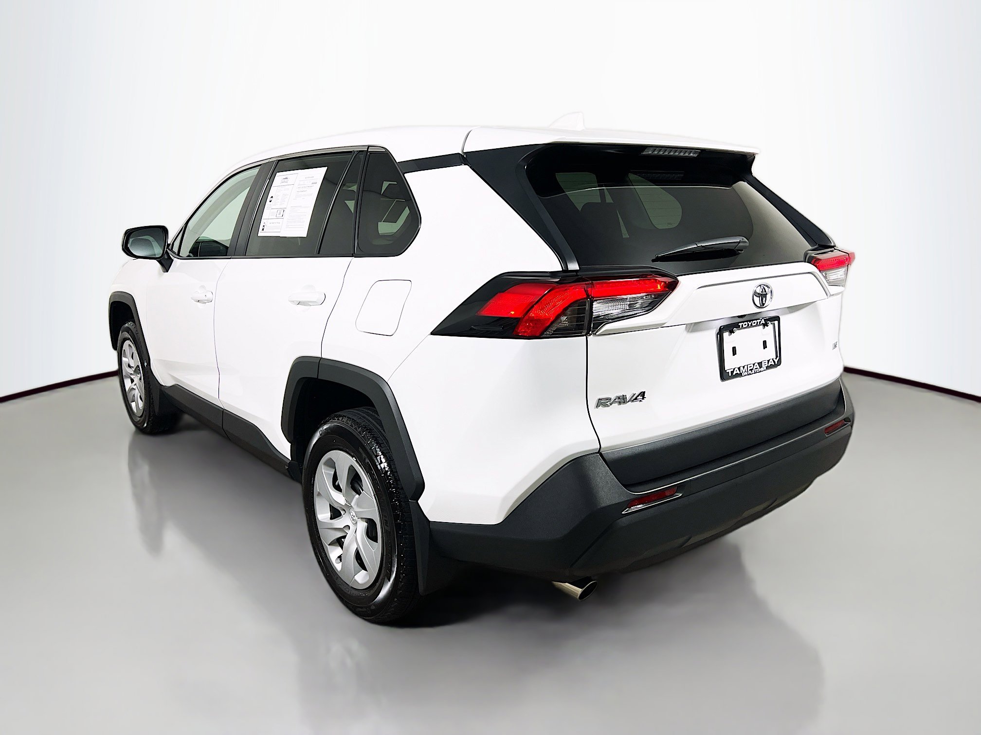 Used 2025 Toyota RAV4 LE image 8