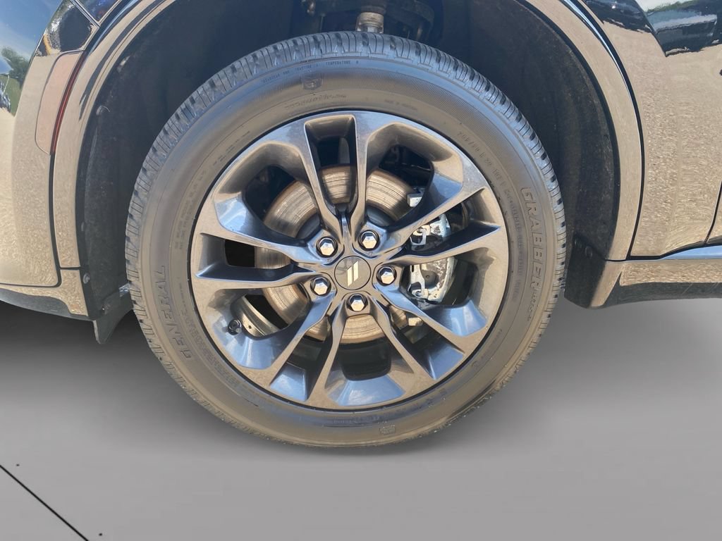 Used 2022 Dodge Durango SXT w/ Blacktop Package AWD/4WD image 9