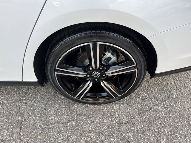 Used 2024 Honda Accord Sport image 13