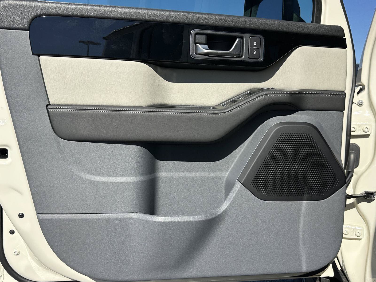New 2026 INEOS Grenadier Station Wagon AWD/4WD image 12