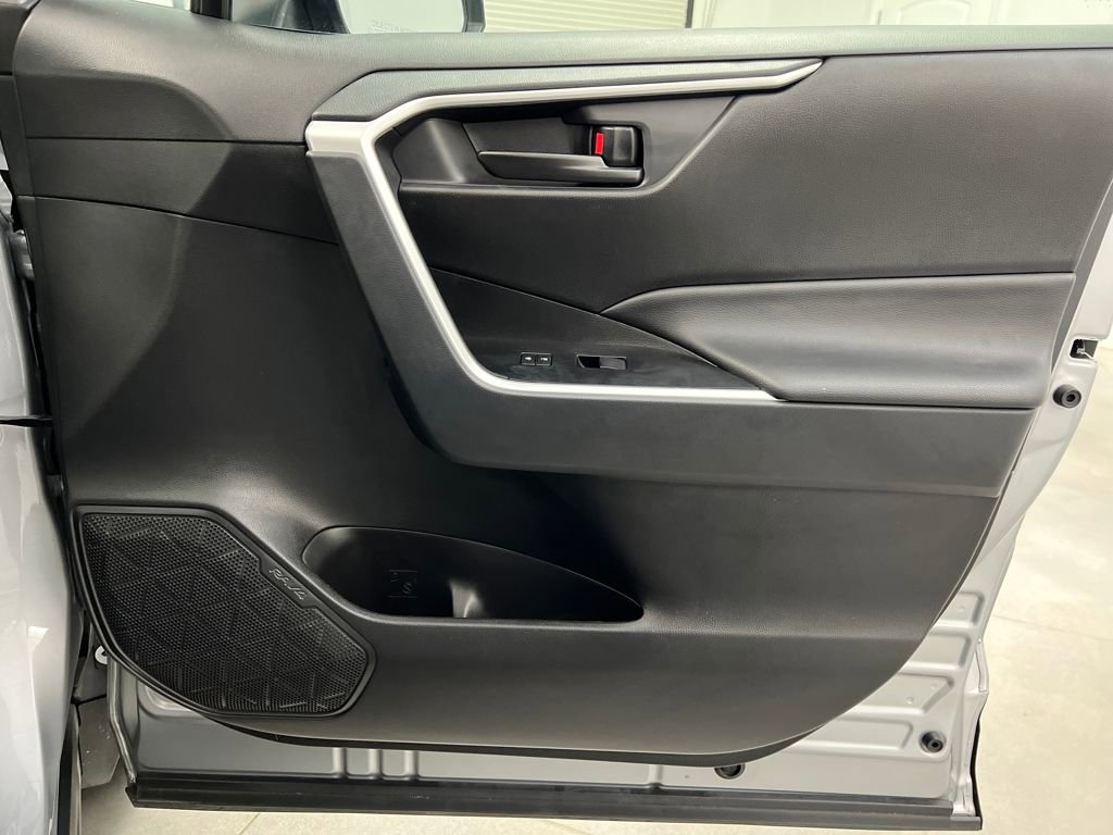 Used 2025 Toyota RAV4 LE image 24