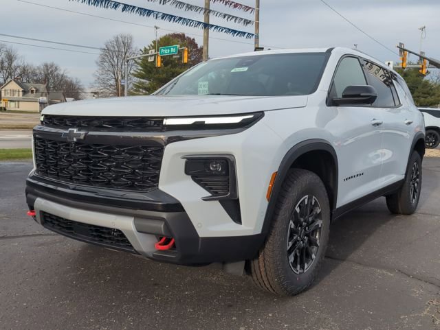 New 2026 Chevrolet Traverse Z71 w/ Enhanced Driving Package image 3