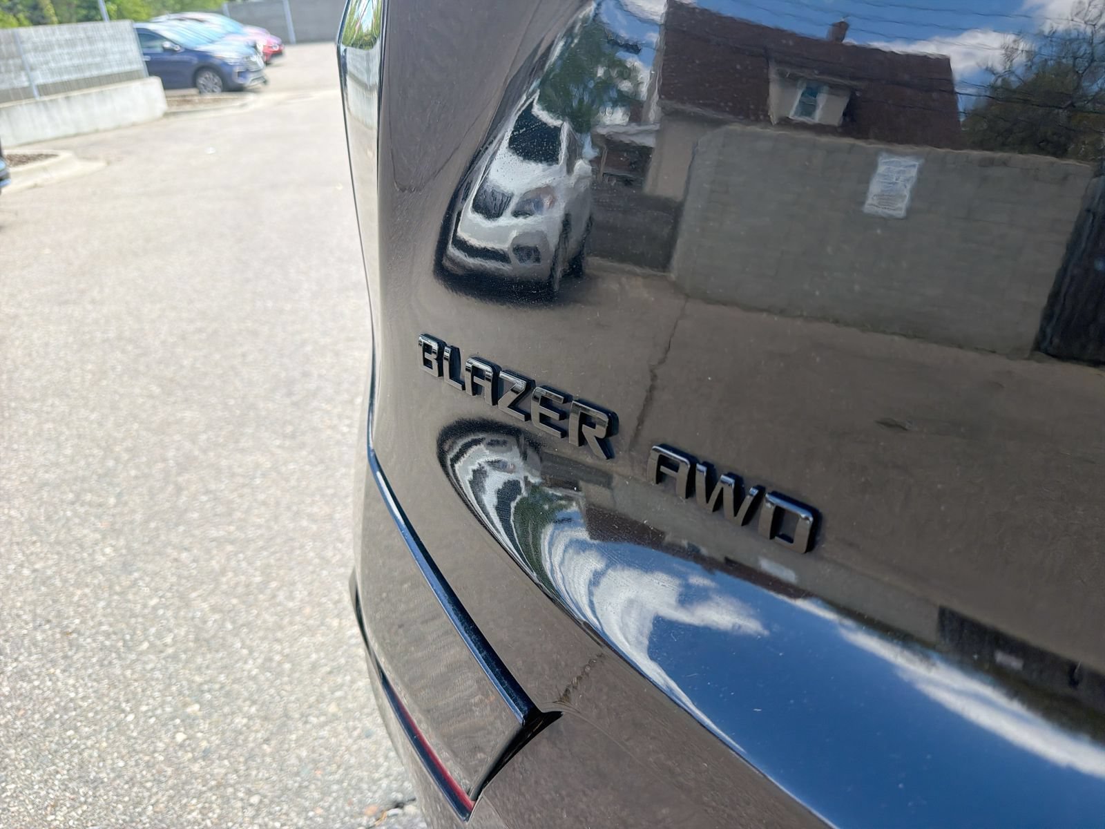 Used 2019 Chevrolet Blazer RS w/ Sun and Wheels Package AWD/4WD image 18
